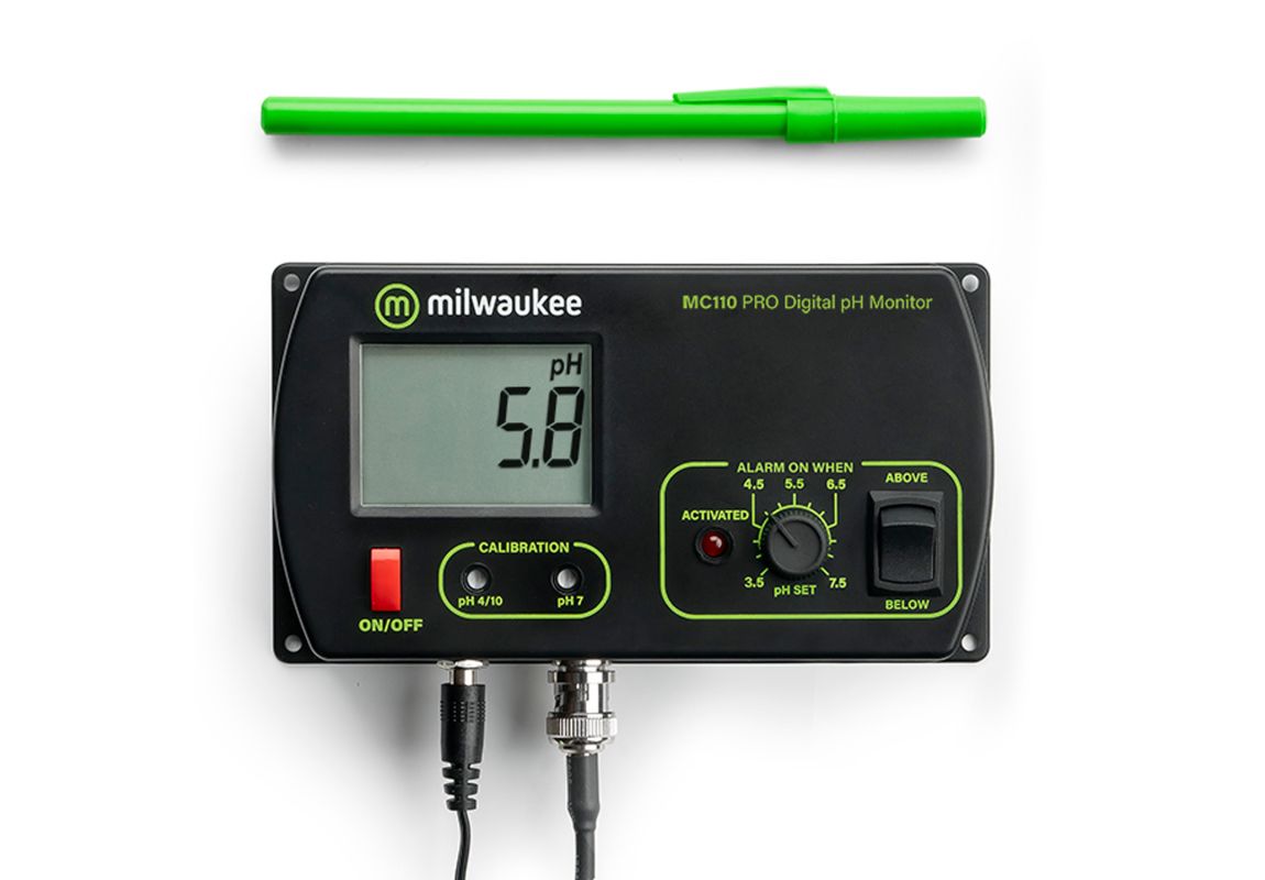 Milwaukee MC110 pH monitor 